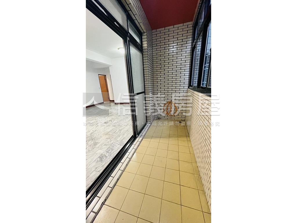 大坪林捷運旁稀有三樓房屋室內格局與周邊環境