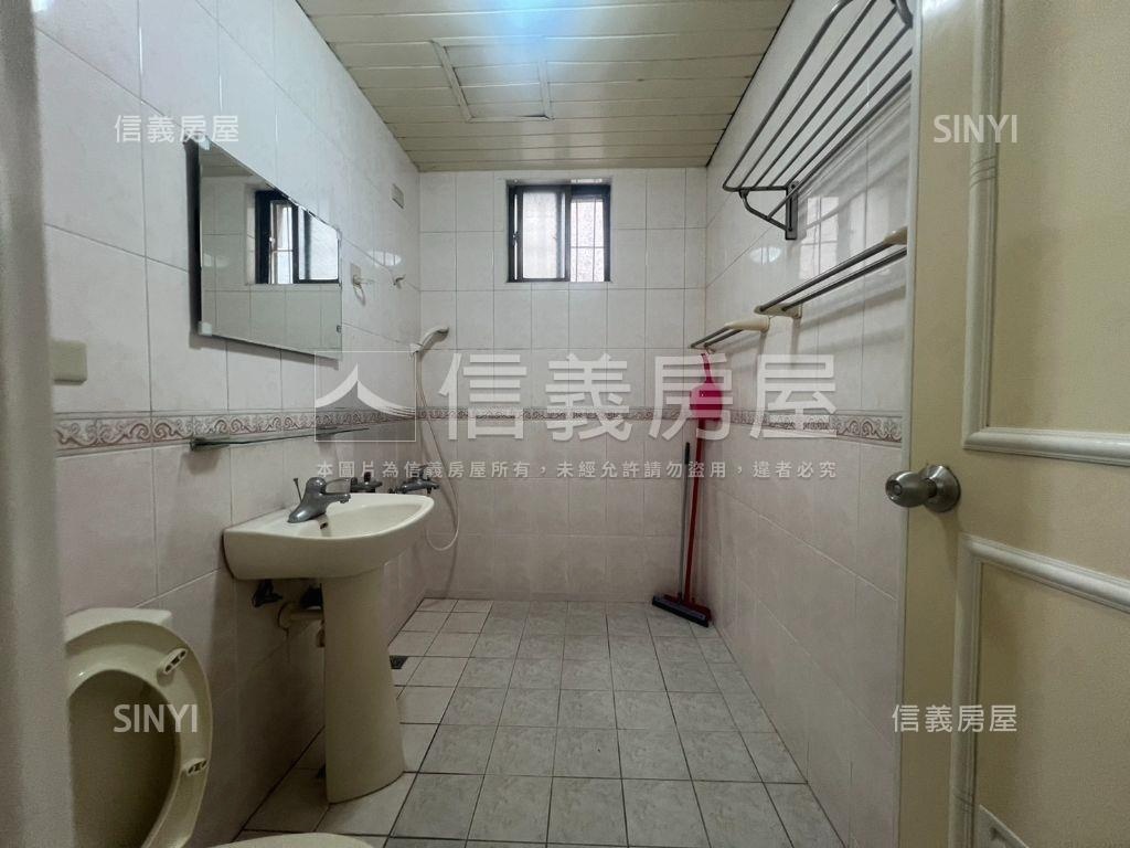 新埔邊間大四房三樓房屋室內格局與周邊環境