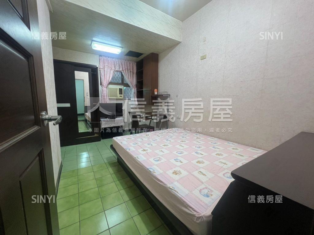 新埔邊間大四房三樓房屋室內格局與周邊環境