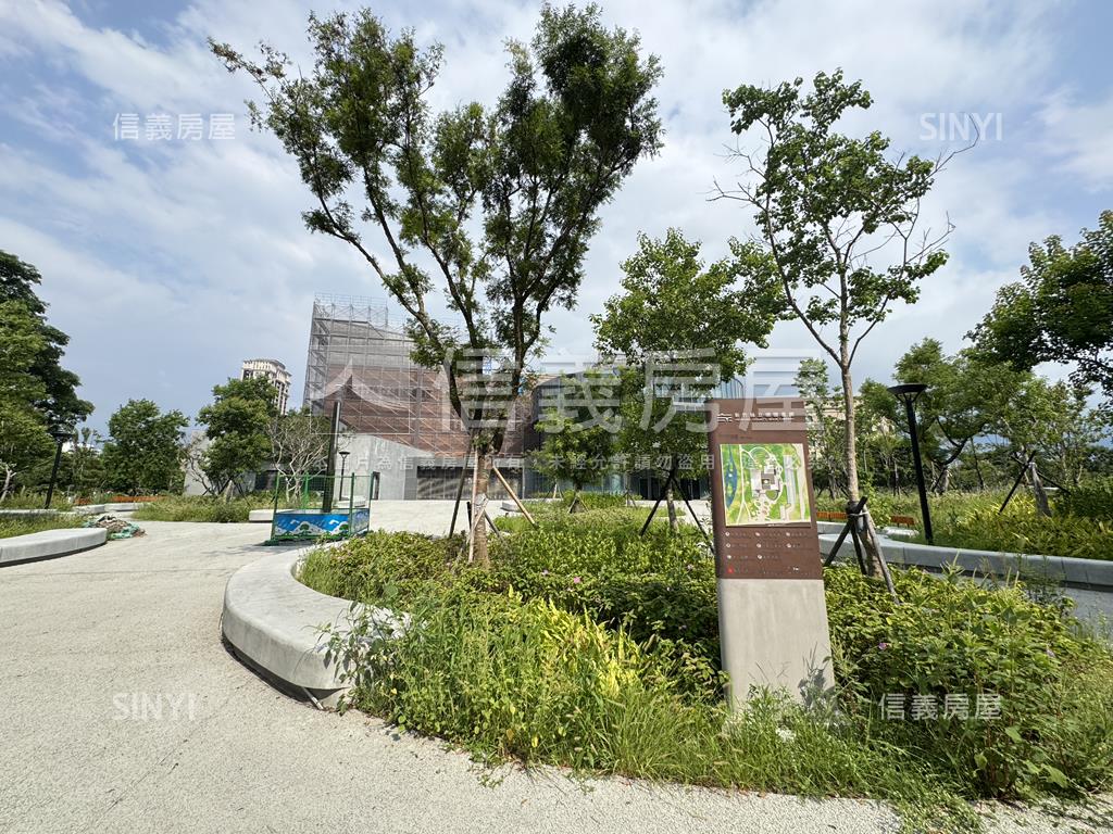 賦格律大三房房屋室內格局與周邊環境