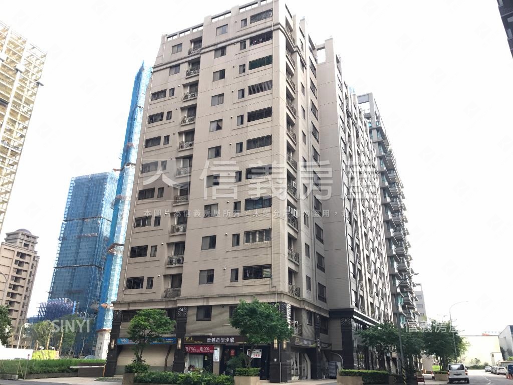 近Ａ９捷運三居一城繁華房屋室內格局與周邊環境