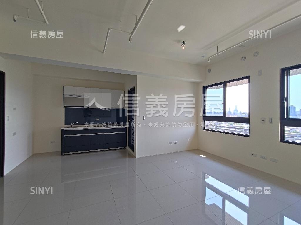 近鳳山車站精美美宅平車房屋室內格局與周邊環境