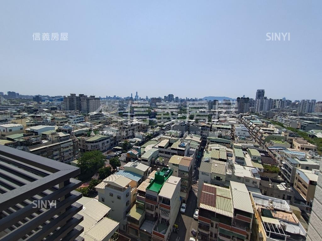 近鳳山車站精美美宅平車房屋室內格局與周邊環境