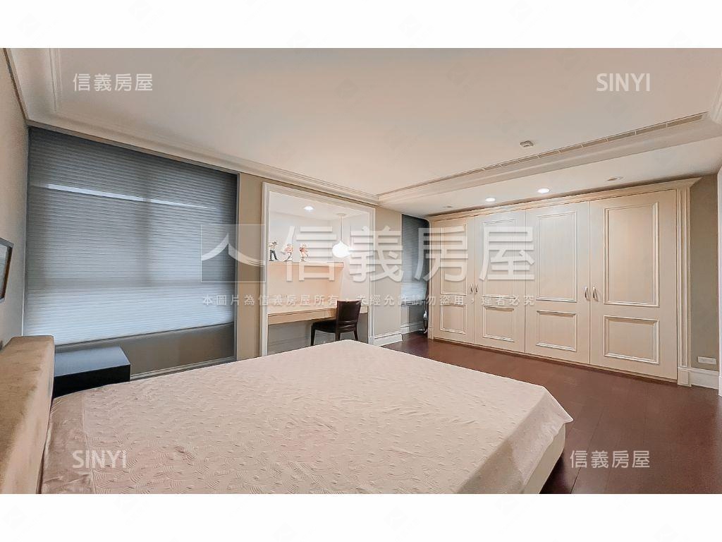 知名※天璽二歌劇院景豪邸房屋室內格局與周邊環境