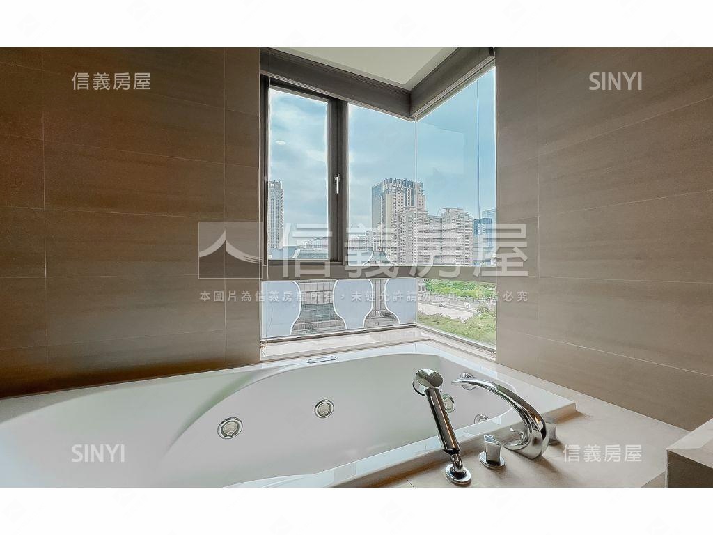 知名※天璽二歌劇院景豪邸房屋室內格局與周邊環境
