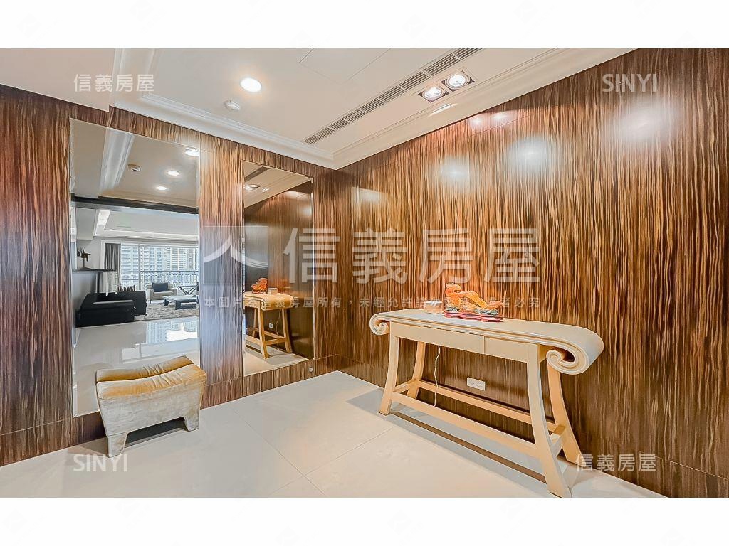 知名※天璽二歌劇院景豪邸房屋室內格局與周邊環境