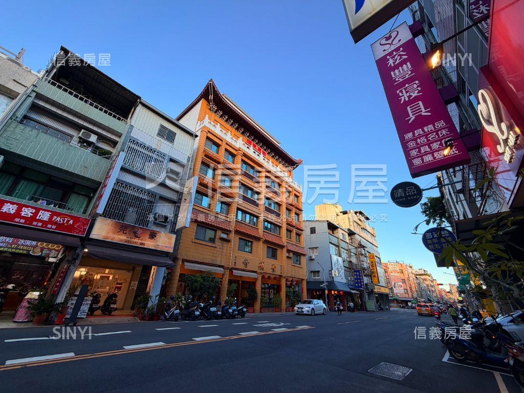 鬧區機能好格局方正美寓房屋室內格局與周邊環境