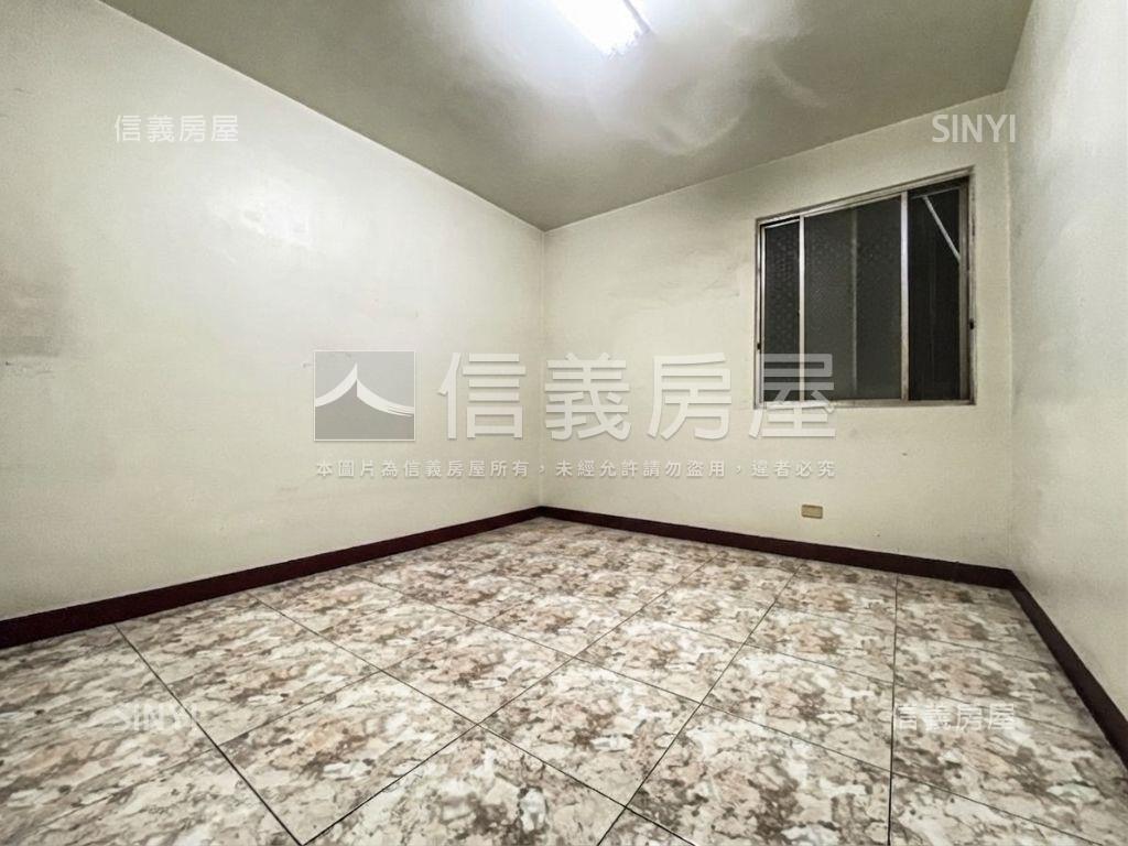 鬧區機能好格局方正美寓房屋室內格局與周邊環境