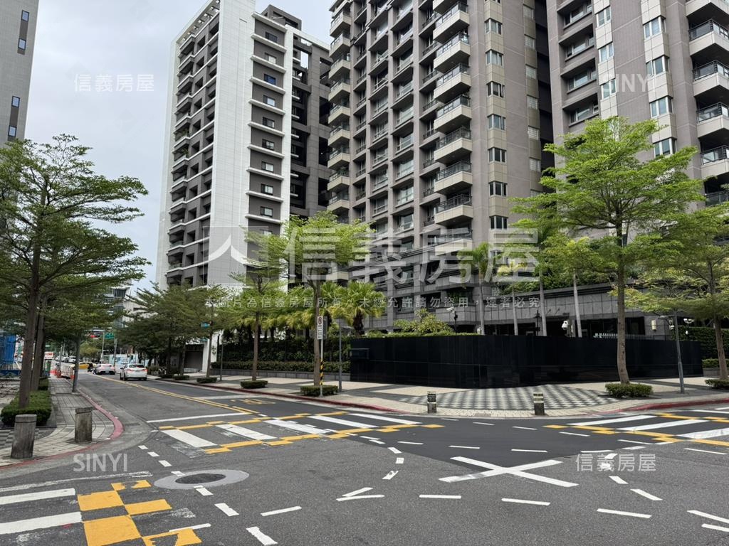 名人賞高樓美邸房屋室內格局與周邊環境