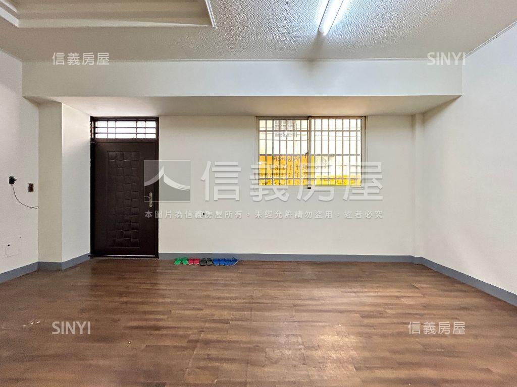 近大買家５房附車位房屋室內格局與周邊環境