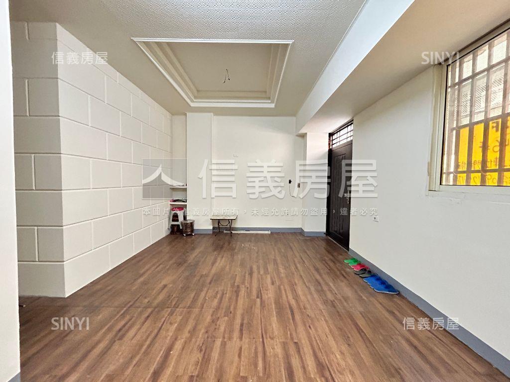 近大買家５房附車位房屋室內格局與周邊環境