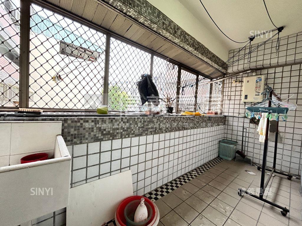 近大買家５房附車位房屋室內格局與周邊環境