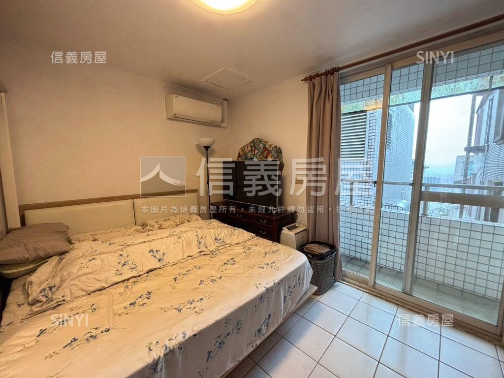 馥記山莊稀有平巷美妝透天房屋室內格局與周邊環境