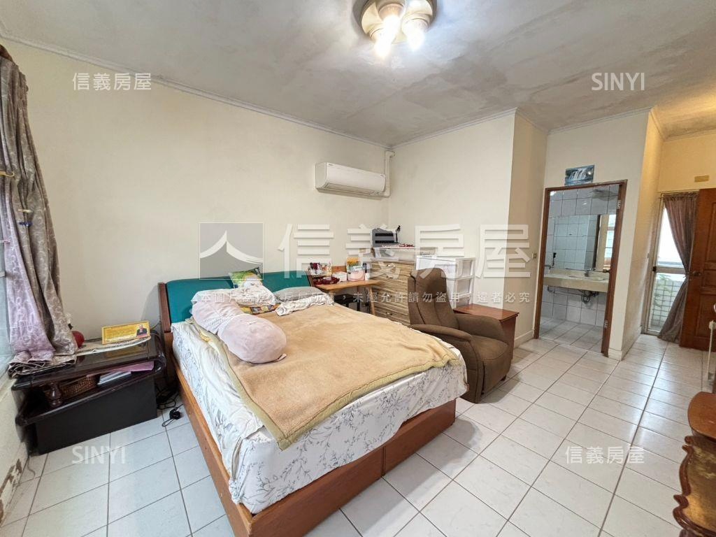 馥記山莊稀有平巷美妝透天房屋室內格局與周邊環境