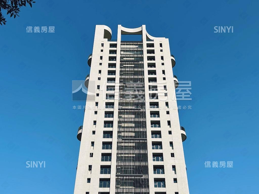 專任國聚之邑朝南三房平車房屋室內格局與周邊環境