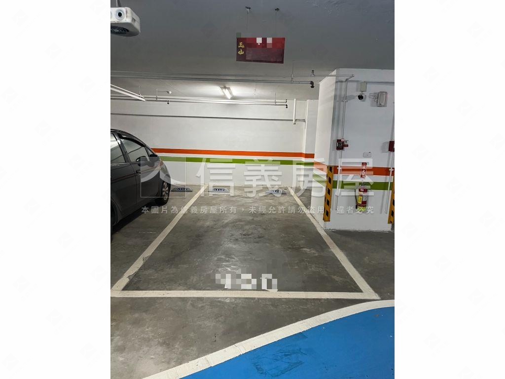 眺望景觀˙玉山三房車位房屋室內格局與周邊環境