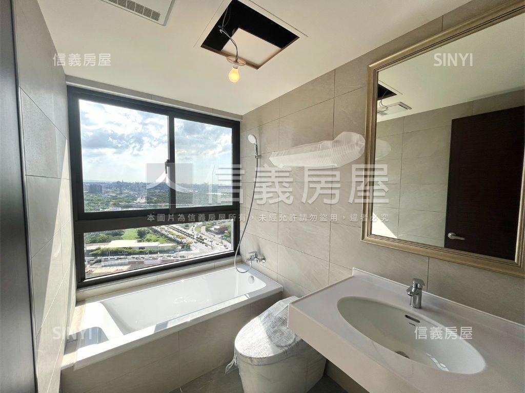 稀有景觀一品硯三房雙車位房屋室內格局與周邊環境