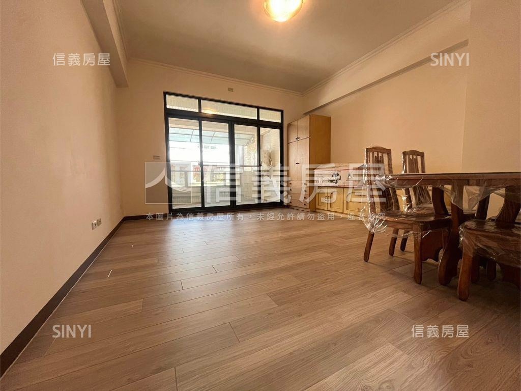 五甲商圈質感精美透店房屋室內格局與周邊環境