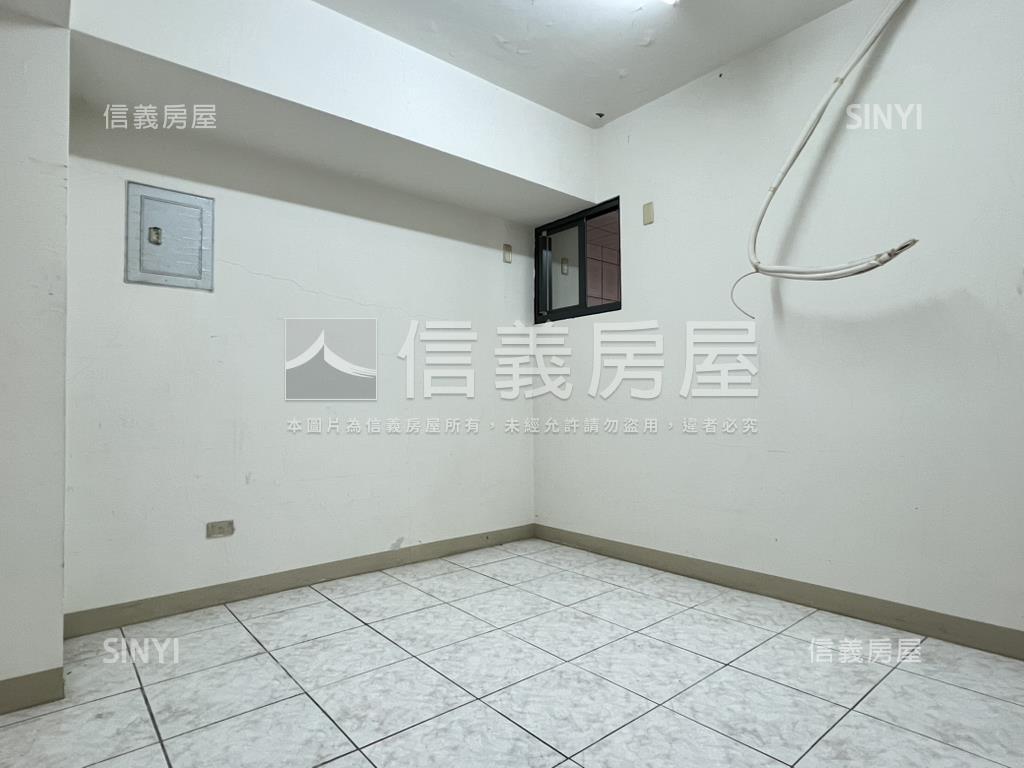 戀上靜巷名廬３房房屋室內格局與周邊環境