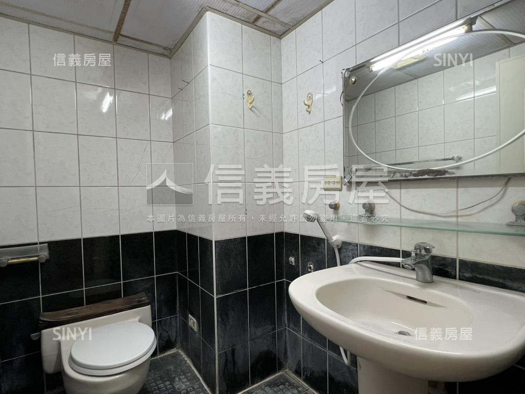 戀上靜巷名廬３房房屋室內格局與周邊環境