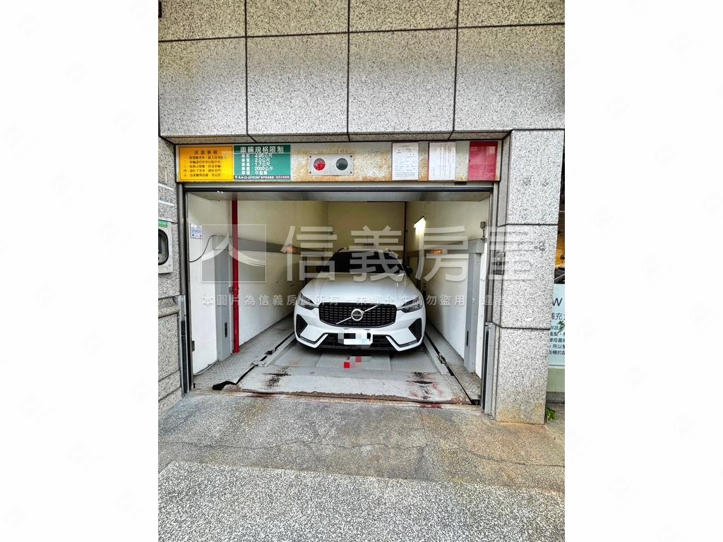 台電捷運溫馨成家二房車位房屋室內格局與周邊環境