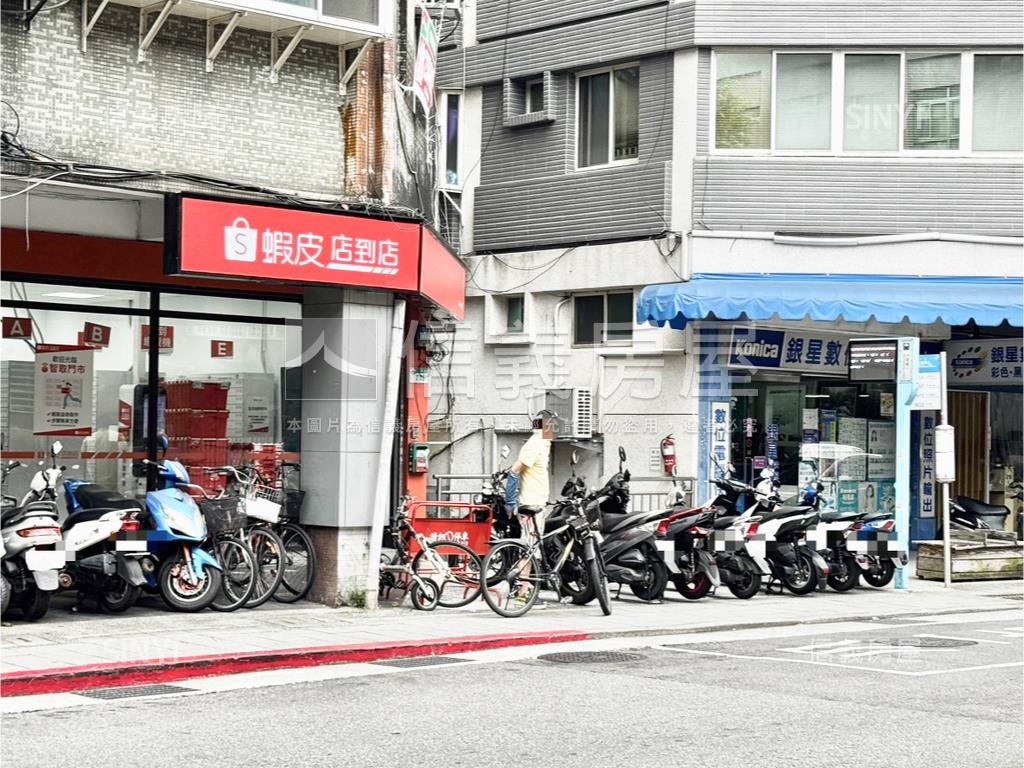 台電捷運溫馨成家二房車位房屋室內格局與周邊環境