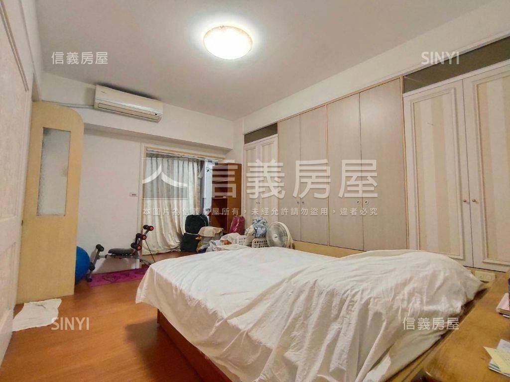 正東區露臺三房平車房屋室內格局與周邊環境