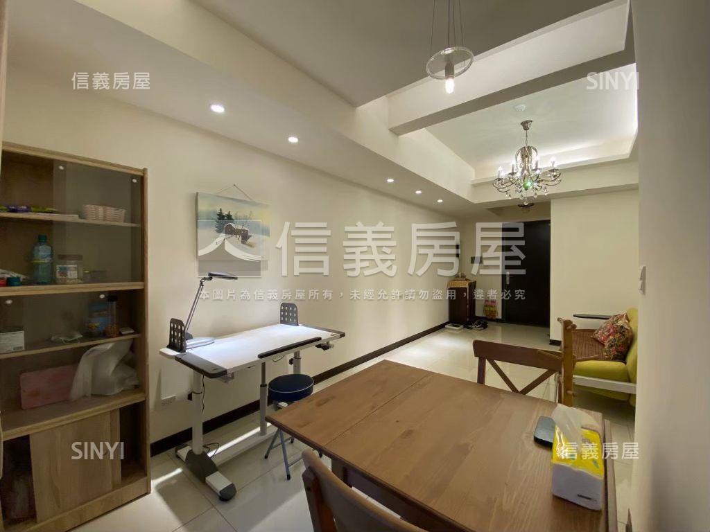 福德ＯＮＥ漂亮三房車位房屋室內格局與周邊環境