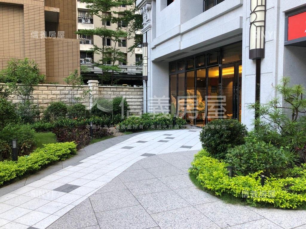 福德ＯＮＥ漂亮三房車位房屋室內格局與周邊環境