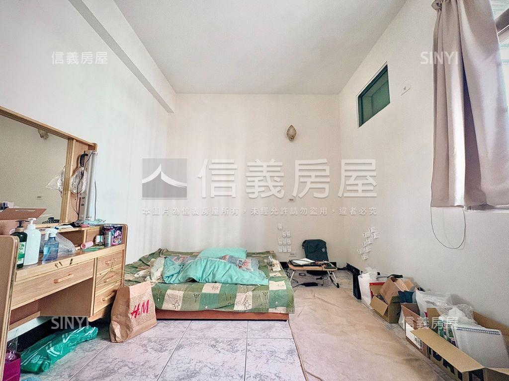 新市｜邊間孝親傳統透天房屋室內格局與周邊環境