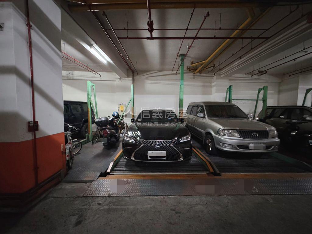 ⭐東方伯爵華廈兩房車位⭐房屋室內格局與周邊環境