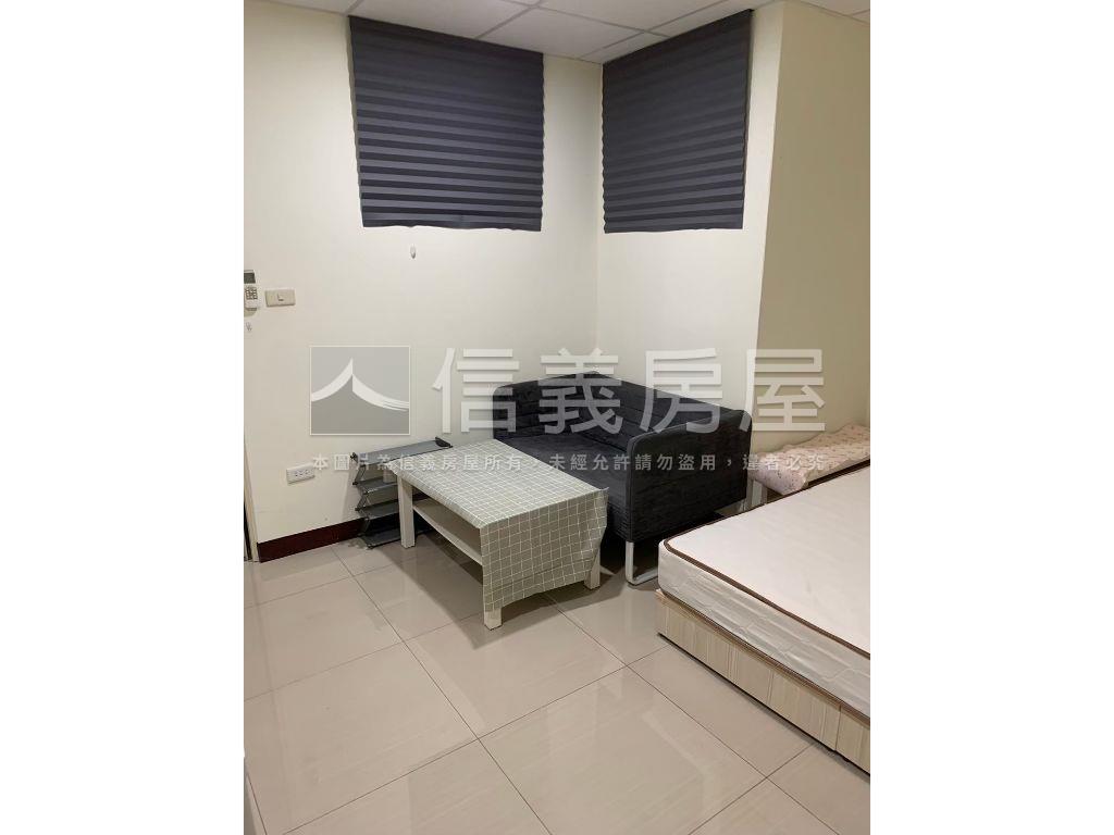 府中低樓層收租聖品房屋室內格局與周邊環境