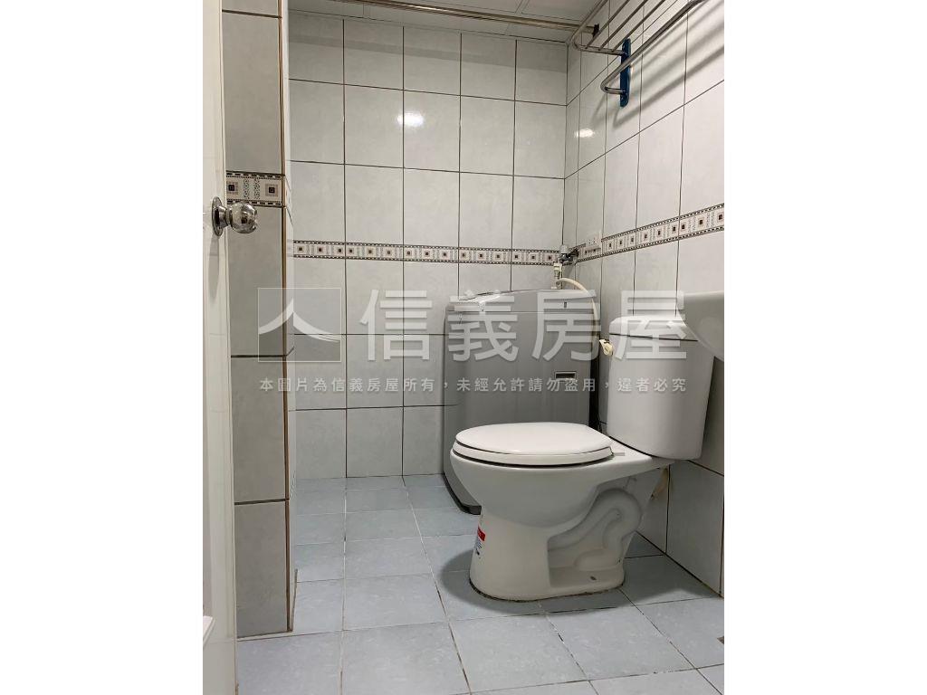 府中低樓層收租聖品房屋室內格局與周邊環境