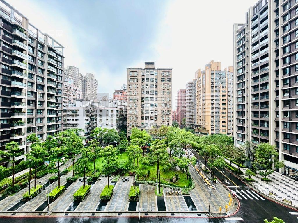 樹海。美妝東城二房帶車位房屋室內格局與周邊環境