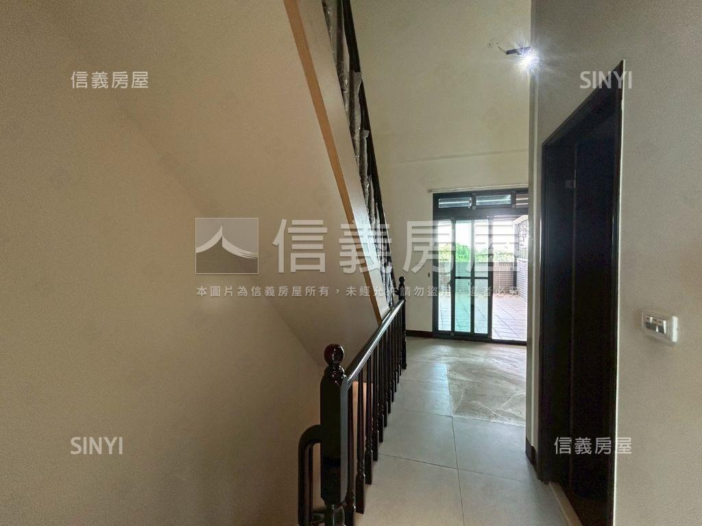 臨路稀有大地坪金透店讚房屋室內格局與周邊環境