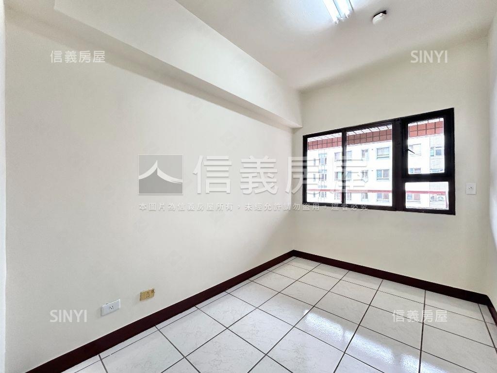 敦化路。麥克阿瑟四房房屋室內格局與周邊環境