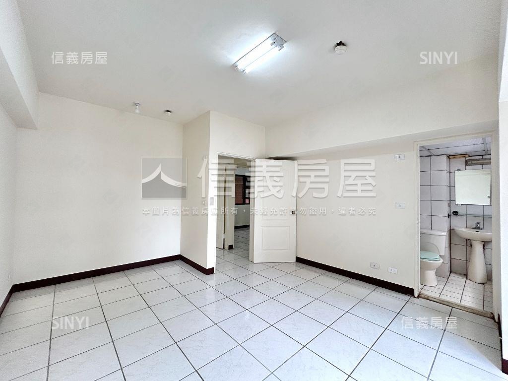 敦化路。麥克阿瑟四房房屋室內格局與周邊環境