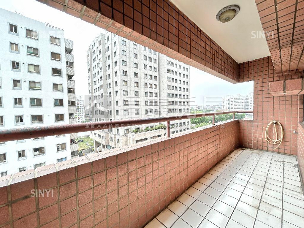 敦化路。麥克阿瑟四房房屋室內格局與周邊環境