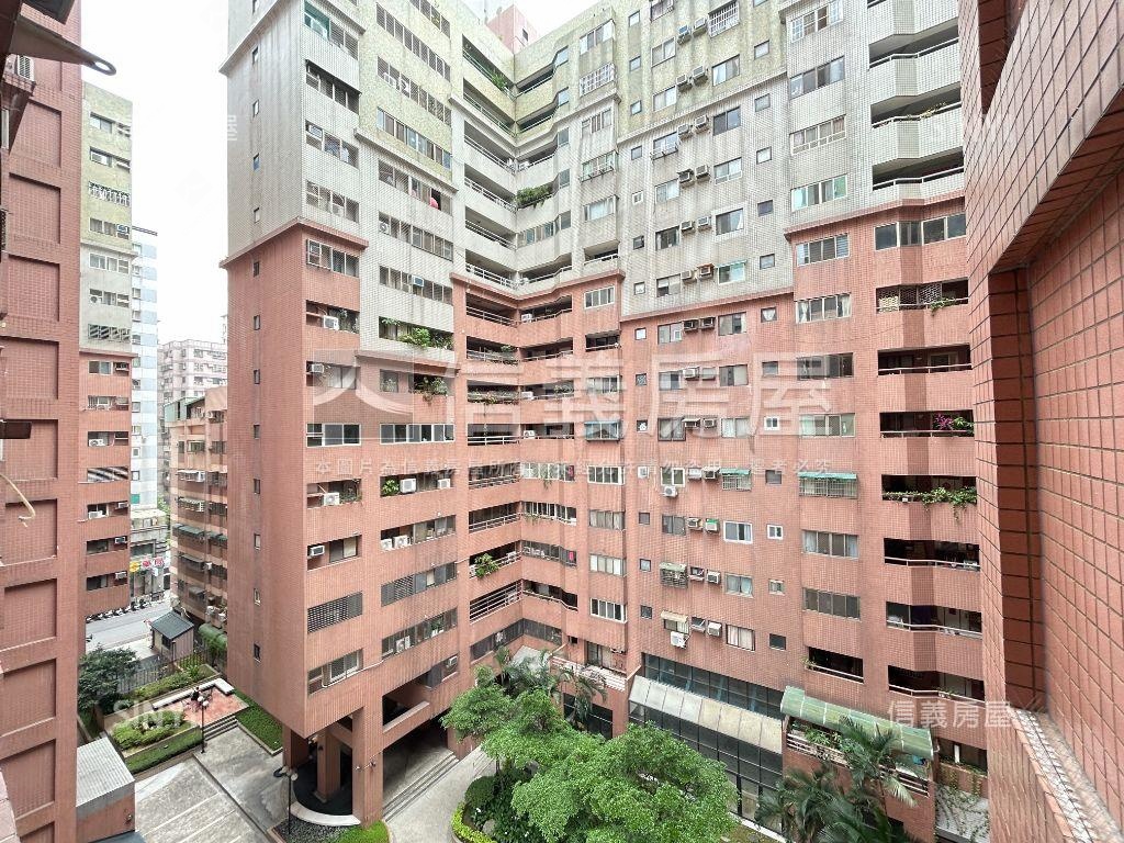 敦化路。麥克阿瑟四房房屋室內格局與周邊環境