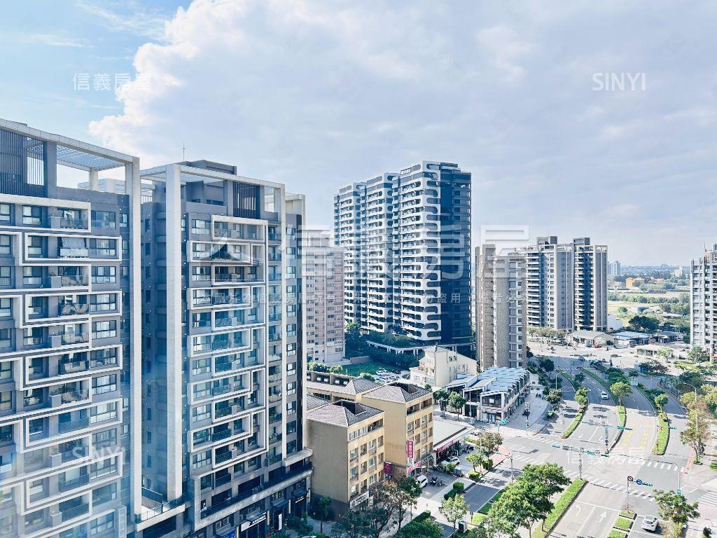 青埔新世紀高樓三房大車位房屋室內格局與周邊環境