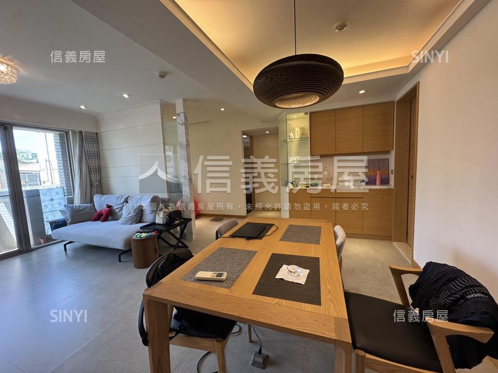 天母高雅精緻裝潢屋房屋室內格局與周邊環境
