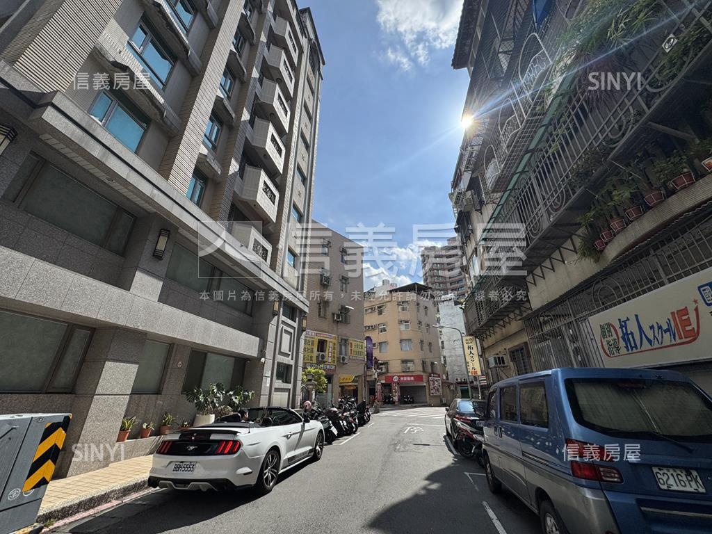 天母揚名美妝獨戶車位房屋室內格局與周邊環境