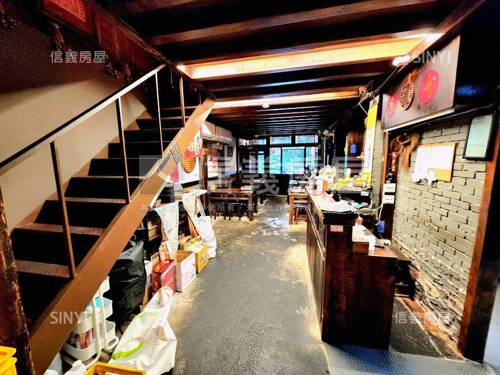 古色古香透天店面房屋室內格局與周邊環境