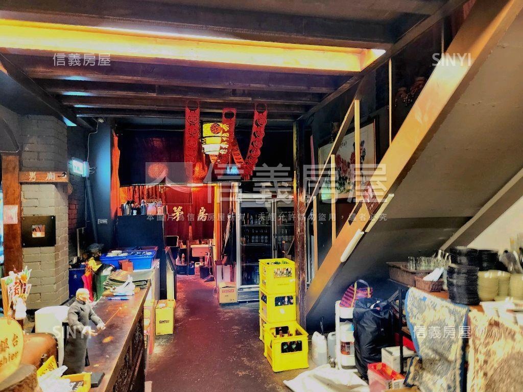 古色古香透天店面房屋室內格局與周邊環境