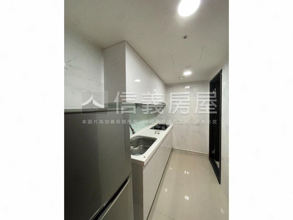 ＡＩ遠百興時代大兩房房屋室內格局與周邊環境