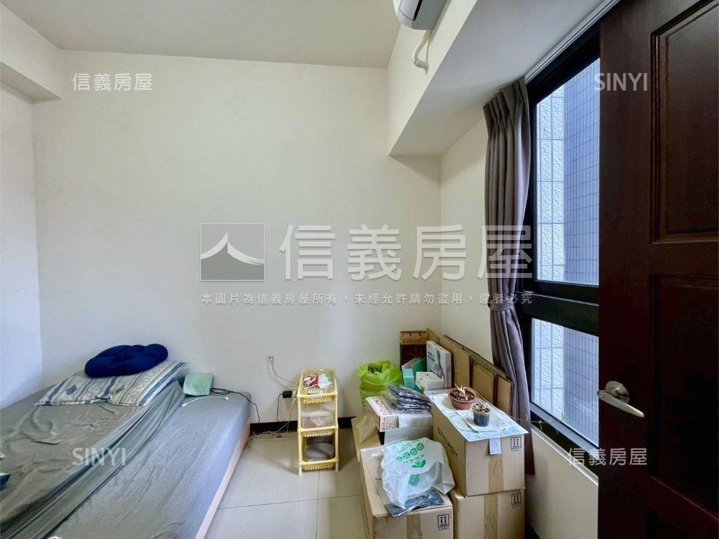 ＡＩ遠百興時代大兩房房屋室內格局與周邊環境