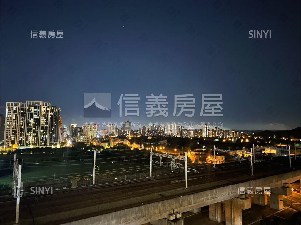 高鐵合新璞遇高樓視野三房房屋室內格局與周邊環境