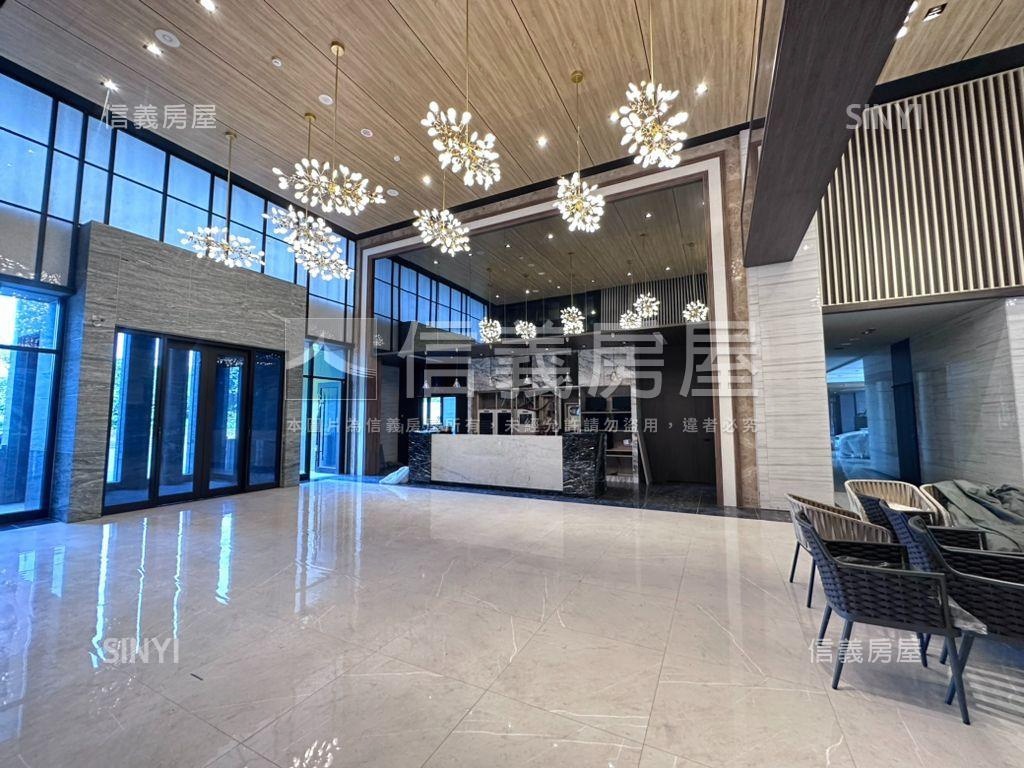 高鐵合新璞遇高樓視野三房房屋室內格局與周邊環境