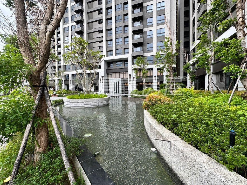 高鐵合新璞遇高樓視野三房房屋室內格局與周邊環境