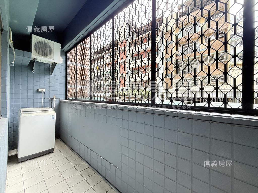 【北屯國小】旁店住附車位房屋室內格局與周邊環境